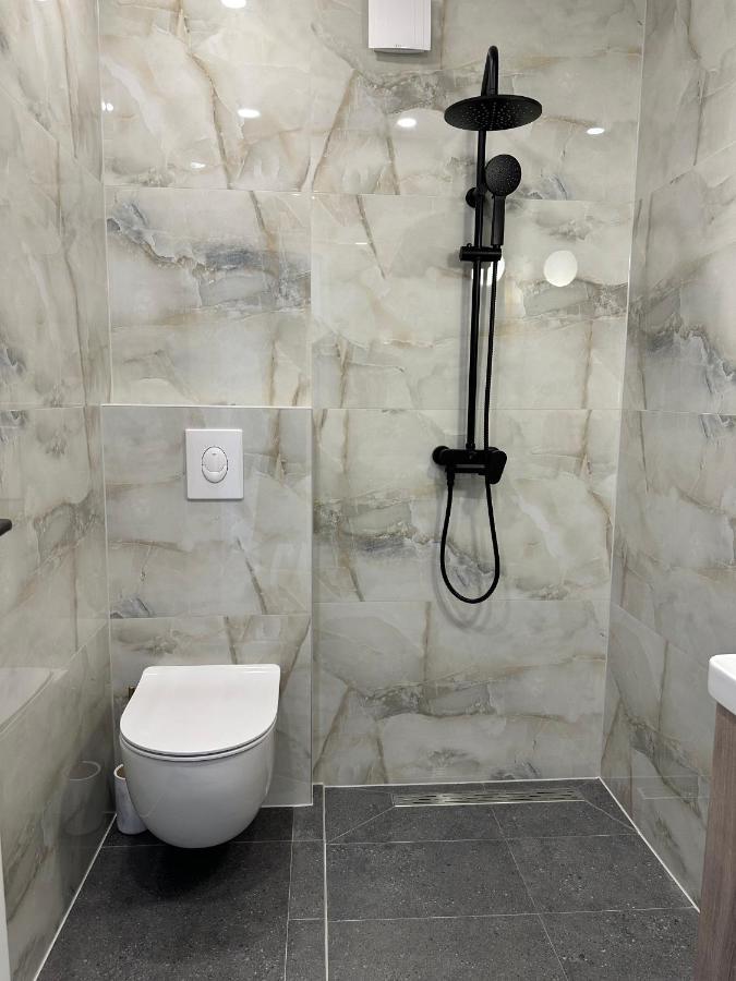 Olive View Apartment بريلا المظهر الخارجي الصورة